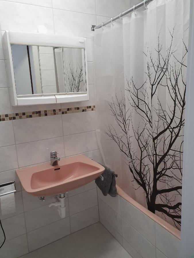 Ferienwohnung Am Kurpark Bad Wildbad Bagian luar foto