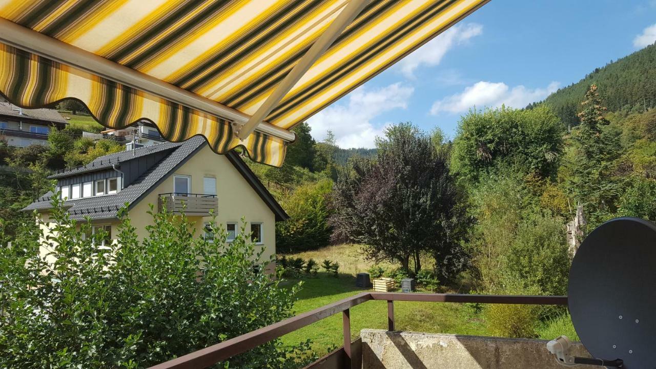Ferienwohnung Am Kurpark Bad Wildbad Bagian luar foto