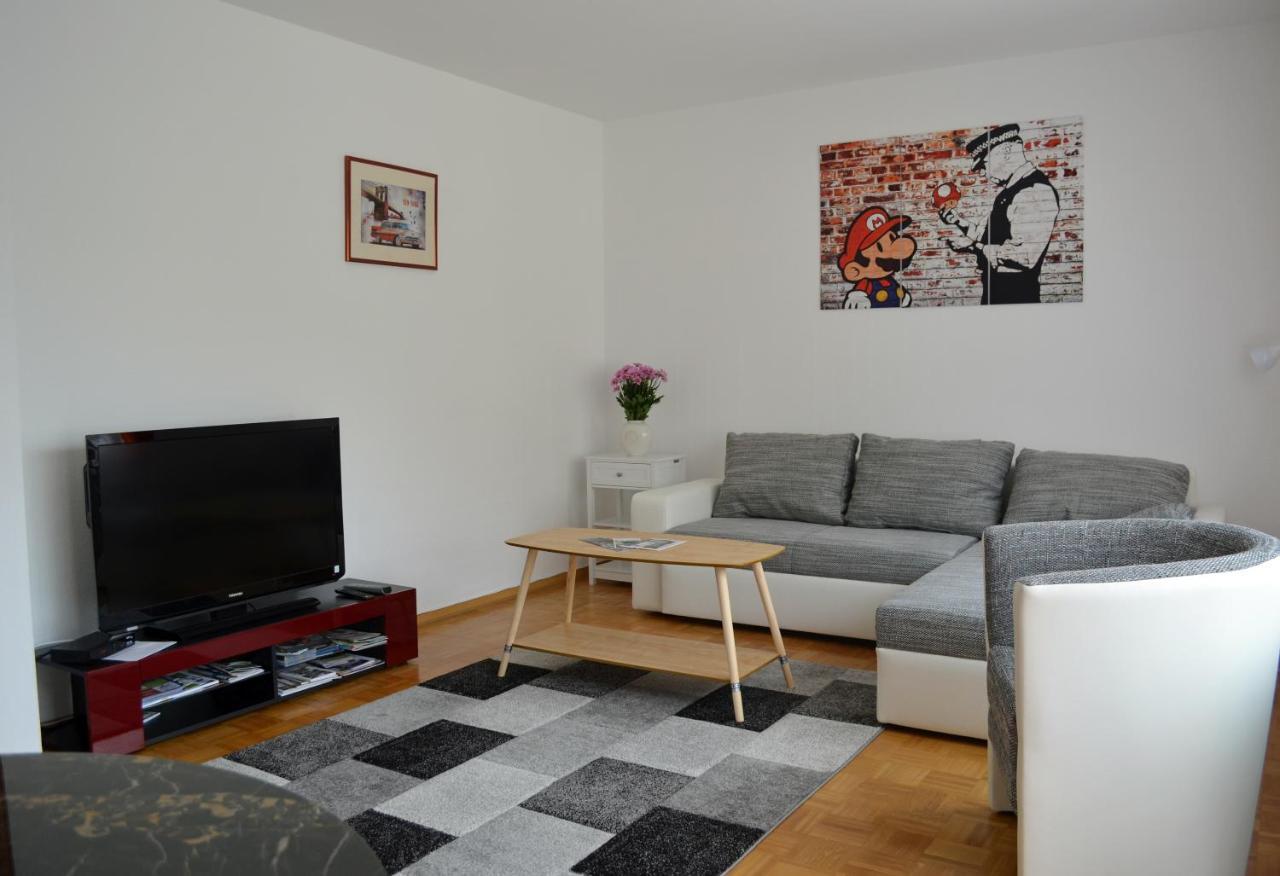 Ferienwohnung Am Kurpark Bad Wildbad Bagian luar foto