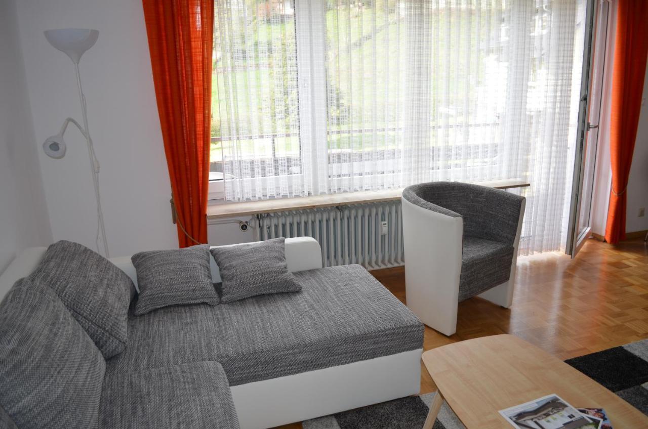 Ferienwohnung Am Kurpark Bad Wildbad Bagian luar foto