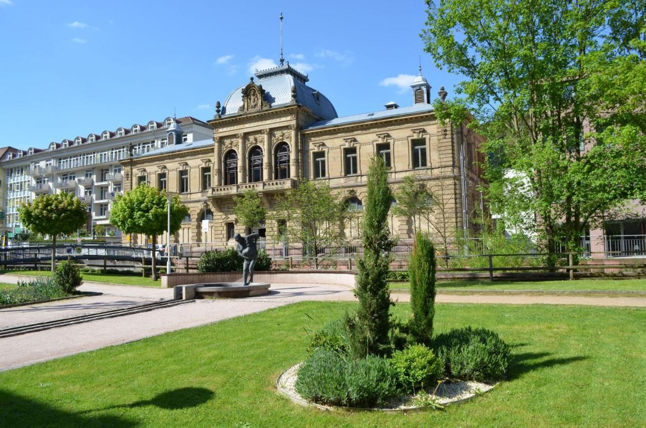 Ferienwohnung Am Kurpark Bad Wildbad Bagian luar foto